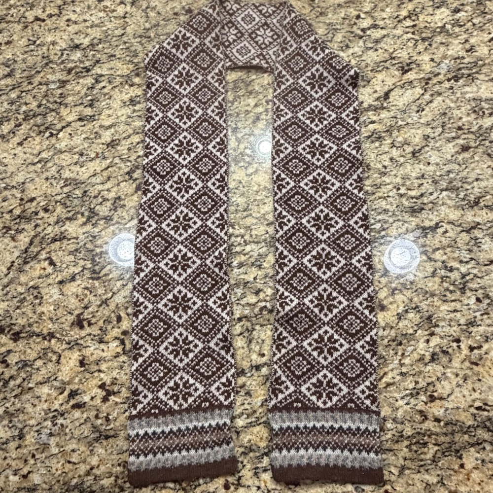 LL Bean Scarf Womens Brown Fair Isle Snowflake 100% Lambswool Knit OSFA 0GMP6